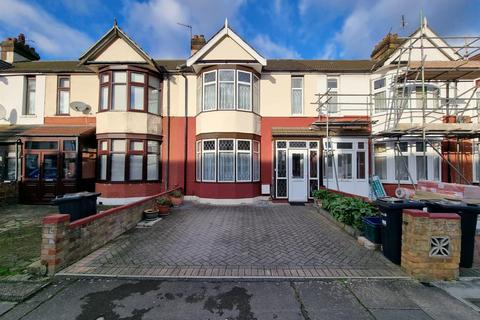 3 bedroom terraced house for sale, Vernon Road, Seven Kings, Ilford