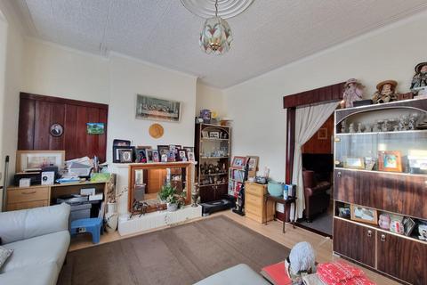 3 bedroom terraced house for sale, Vernon Road, Seven Kings, Ilford