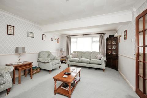 4 bedroom detached house for sale, Studio Close, Ashford, Kent