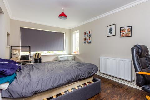 31 Boughton Drive, Rushden, NN10 9HX