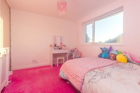 31 Boughton Drive, Rushden, NN10 9HX