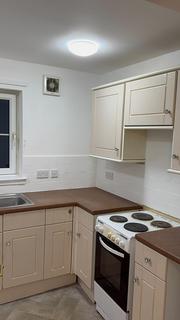 3 bedroom flat to rent, Munro Court, West Lothian EH55