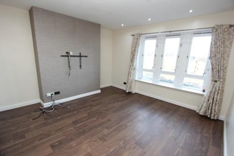 3 bedroom barn conversion to rent, Great Western Road, Glasgow G13