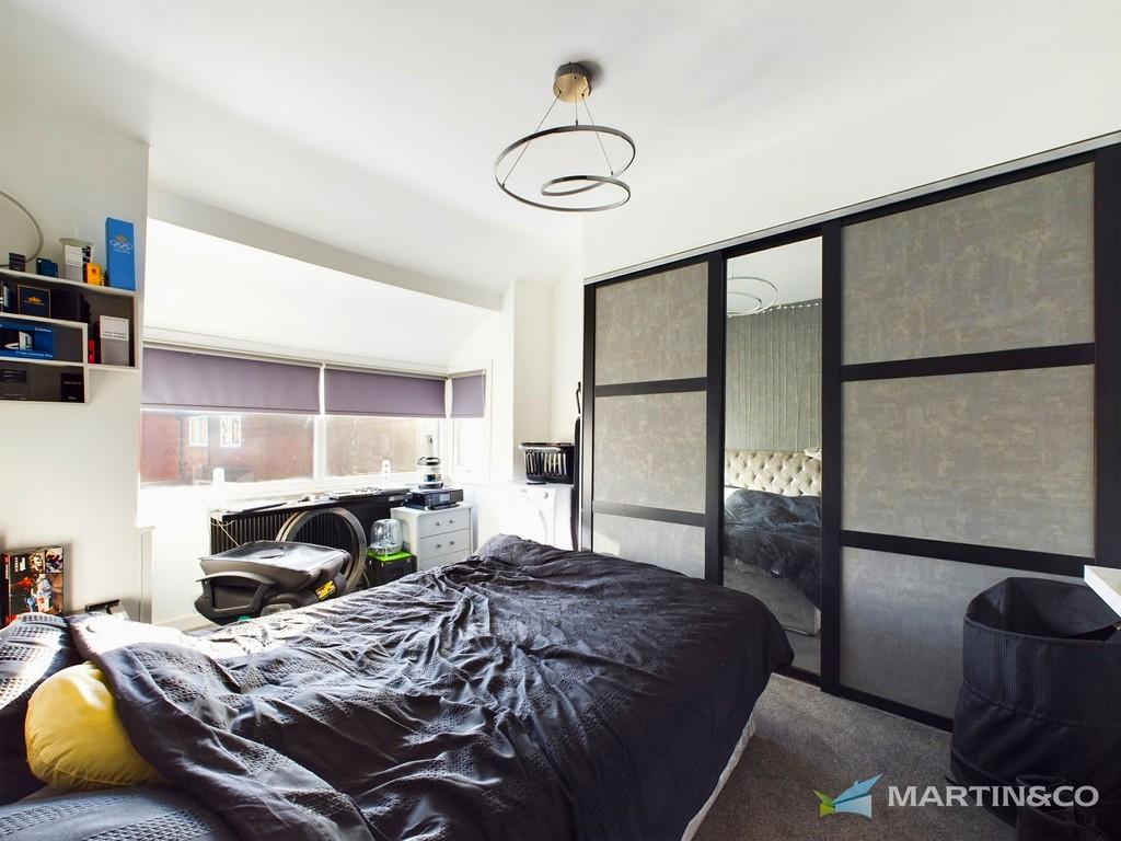 Bed 1 - flat