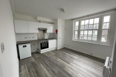 1 bedroom flat to rent, Marine Drive, Brighton