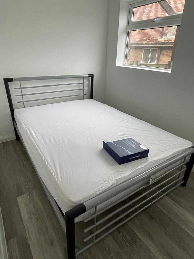 Actual bedroom pic