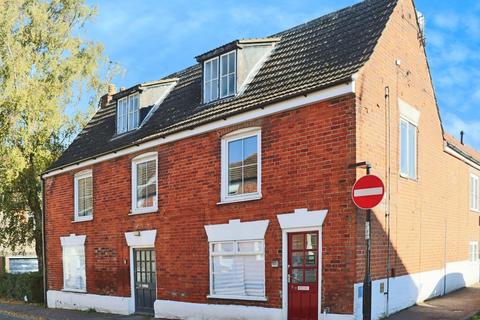 2 bedroom apartment for sale, Long Brackland, Bury St Edmunds IP33