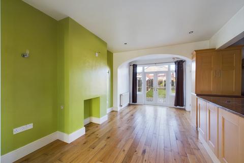 5 Ash Grove, Rawmarsh, Rotherham, S62 5HQ