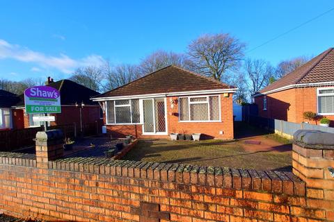 2 bedroom detached bungalow for sale, Kinnersley Avenue, Stoke-on-Trent