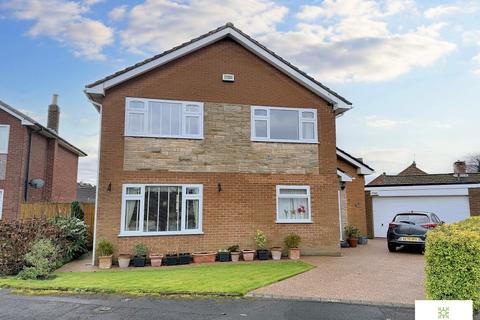 4 bedroom detached house for sale, Langbaurgh Close, Great Ayton, North Yorkshire