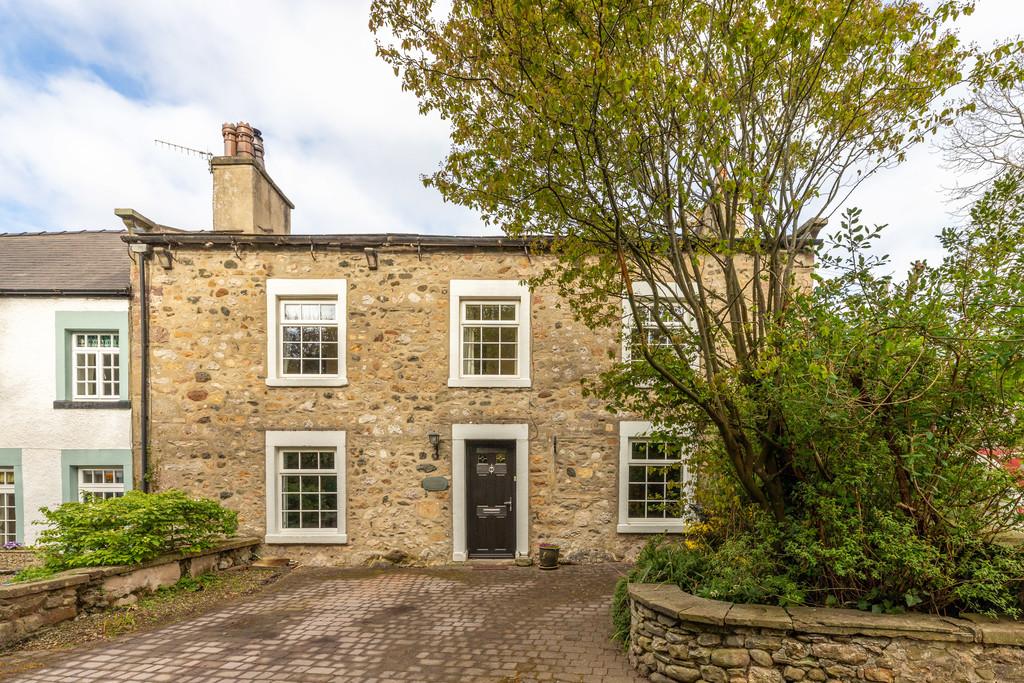 Chestnut House