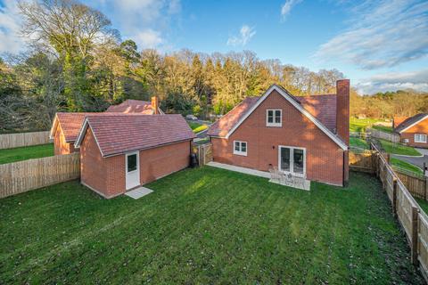 3 bedroom detached house for sale, Wormley Lane, Godalming GU8