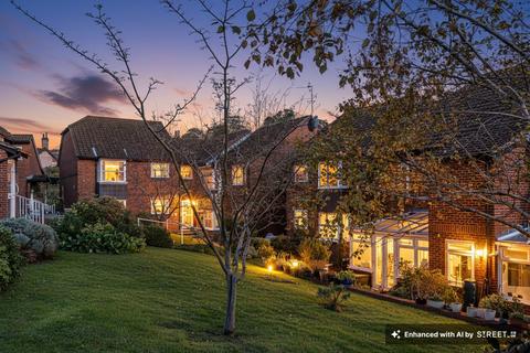 Heywoods Road, Teignmouth, TQ14