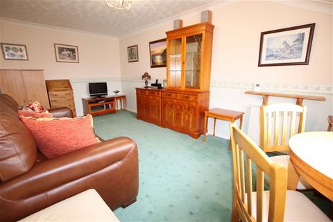 1 bedroom flat for sale, Edith Road, Clacton on Sea