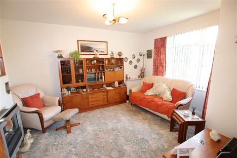 3 bedroom semi-detached house for sale, Victoria Road, Clacton on Sea