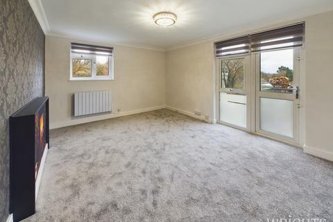 1 bedroom apartment to rent, Robins Way, Hatfield AL10