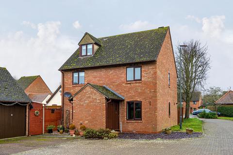 2 bedroom semi-detached house to rent, St. Pauls Court, Moreton-in-Marsh