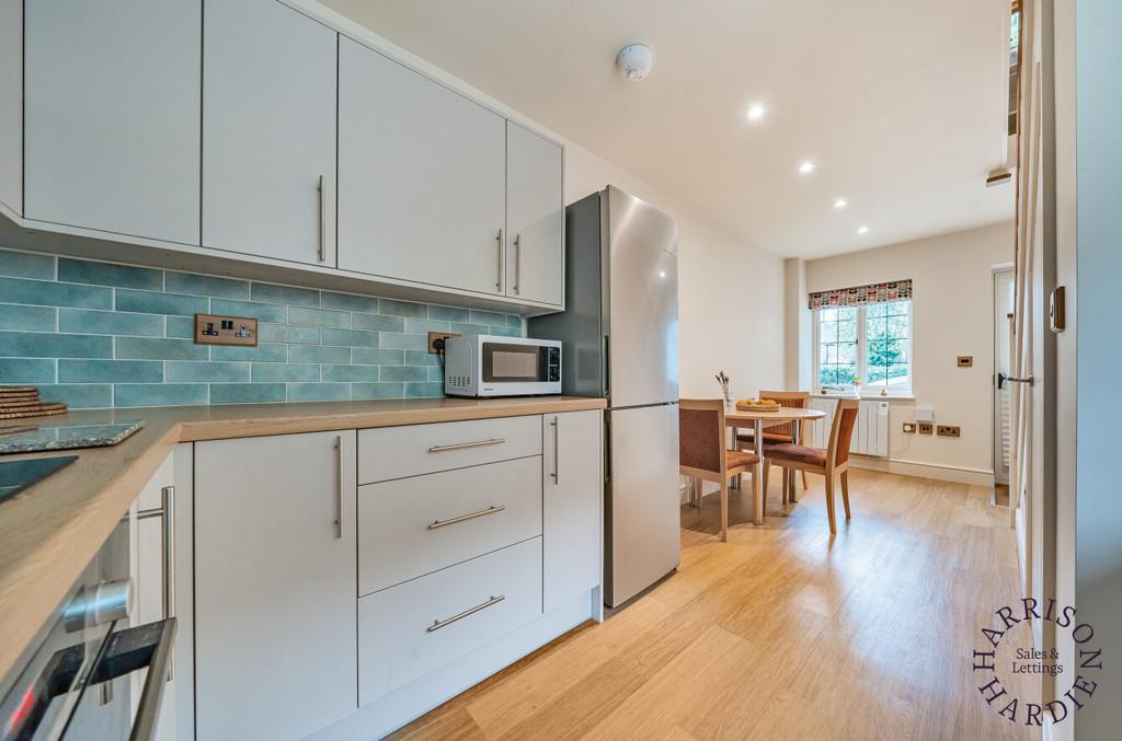 Kitchen/Dining Area