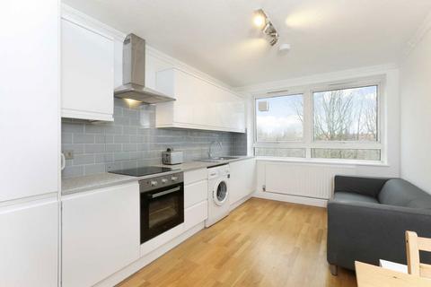 2 bedroom flat to rent, Penfold Street, London NW8