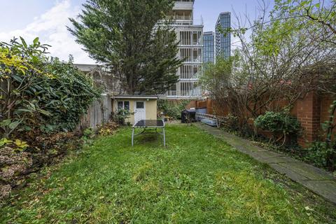 3 Cecil Road, London, W3 0DA