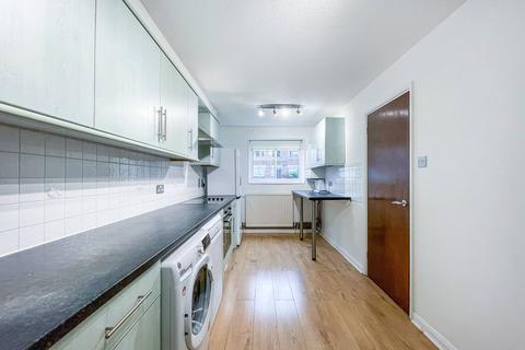 2 bedroom flat for sale, Portsmouth Road, Surbiton, KT6