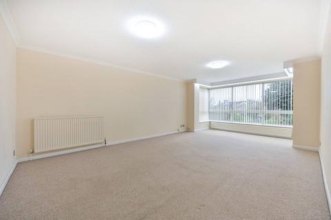 2 bedroom flat for sale, Portsmouth Road, Surbiton, KT6