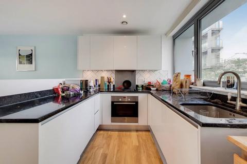 3 bedroom flat to rent, Royal Carriage Mews, Woolwich, London, SE18