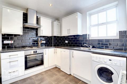 3 bedroom end of terrace house to rent, Peckham Rye, LONDON