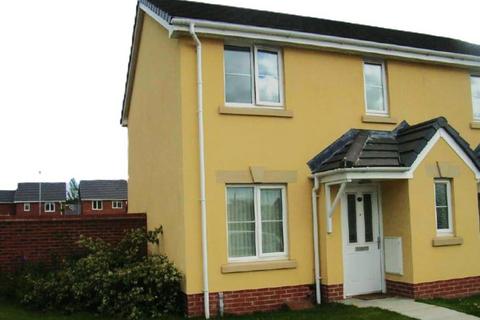 3 bedroom semi-detached house to rent, Parc Hafod, Four Crosses