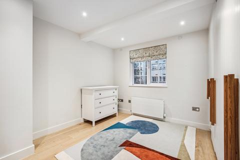 4 bedroom end of terrace house to rent, Porchester Terrace, London