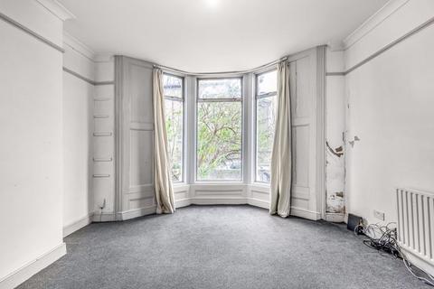 3 bedroom apartment for sale, Nightingale Road, Clapton, E5