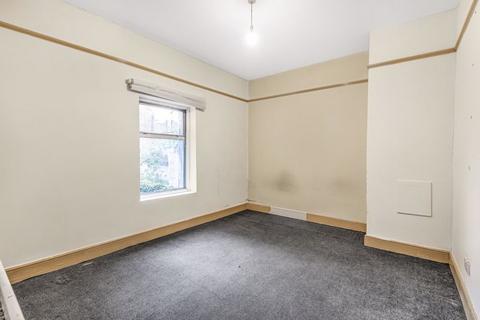 3 bedroom apartment for sale, Nightingale Road, Clapton, E5