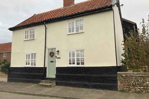 3 bedroom cottage for sale, The Street, Hepworth