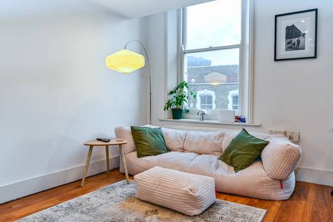 3 bedroom flat for sale, Stoke Newington High Street,, Stoke Newington, London, N16