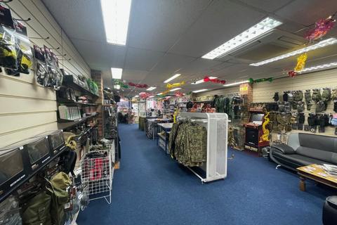 Retail property (high street) to rent, High Street, Littlehampton, West Sussex, BN17