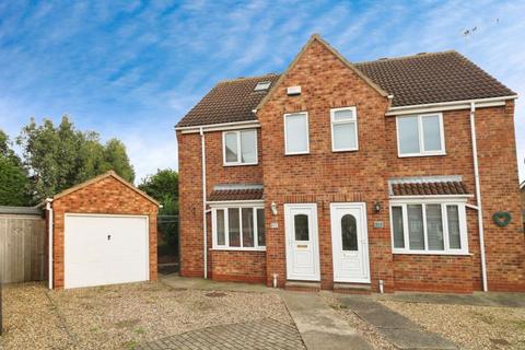 2 bedroom semi-detached house for sale, Old Farm Close, Ottringham