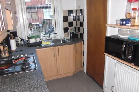 2 bedroom terraced house for sale, Seaforth Mount, Leeds LS9