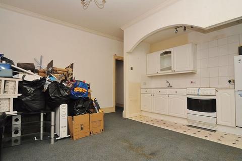 1 bedroom house for sale, Molesworth Road, Plymouth. One Bedroom First Floor Flat in need of Upgrading.