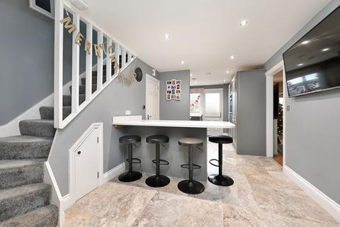 11 Mendip Close, Basingstoke, RG22 5BP