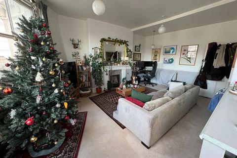 1 bedroom flat to rent, Palmeira Avenue, Hove, BN3