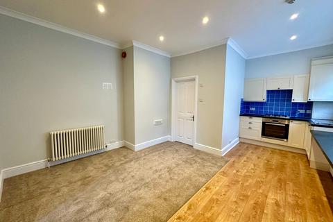 1 bedroom property to rent, Amelia Road, Worthing