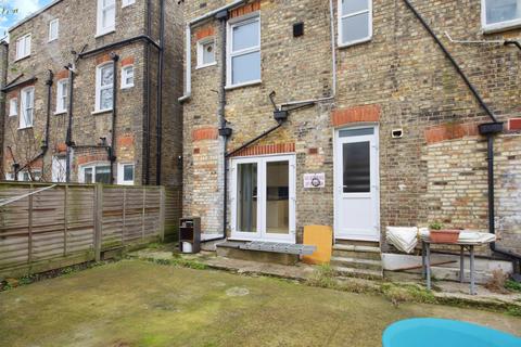 3 bedroom maisonette to rent, Mount Pleasant Road, Tottenham, London, N17