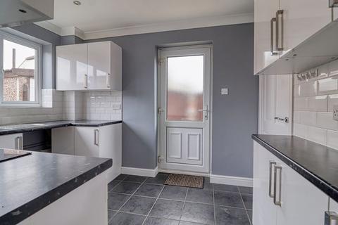 3 bedroom semi-detached house for sale, West Terrace Street, Crowle