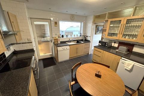 4 bedroom bungalow for sale, Loxbury Rise, Torquay TQ2