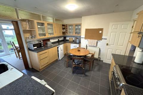 4 bedroom bungalow for sale, Loxbury Rise, Torquay TQ2