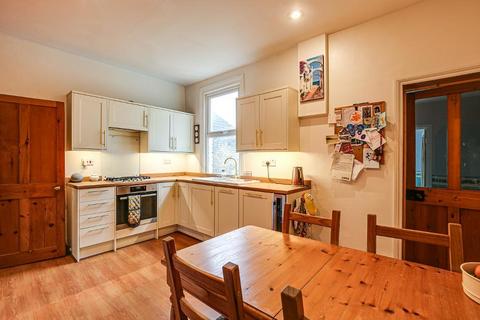 2 bedroom maisonette for sale, Oval Road, East Croydon, Surrey, CR0 6BJ