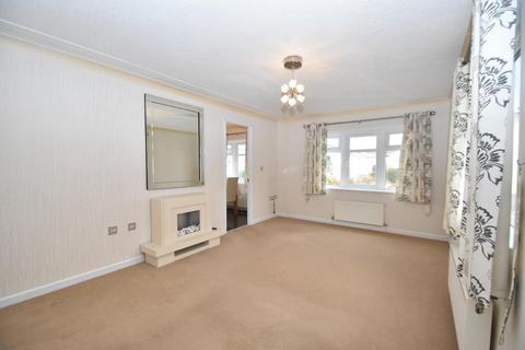 2 bedroom park home for sale, Oakwood Court, Red Deer Village, Stepps, Glasgow, G33 6FS