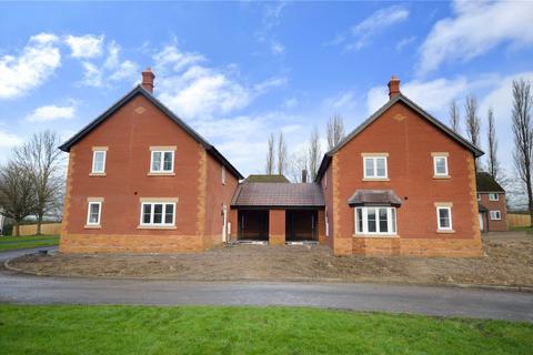 4 bedroom detached house for sale, 18 Clayton Close, Yeovil, BA22