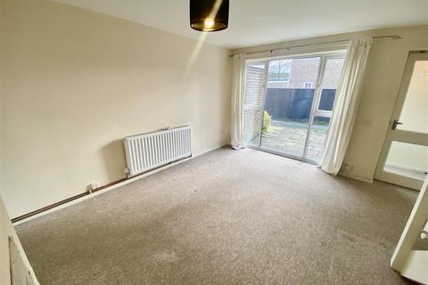 2 bedroom terraced house for sale, Briars Close, Swindon SN4