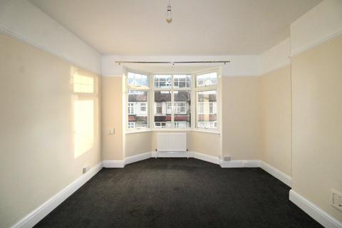 3 bedroom apartment to rent, Lower Addiscombe Road, Croydon, CR0